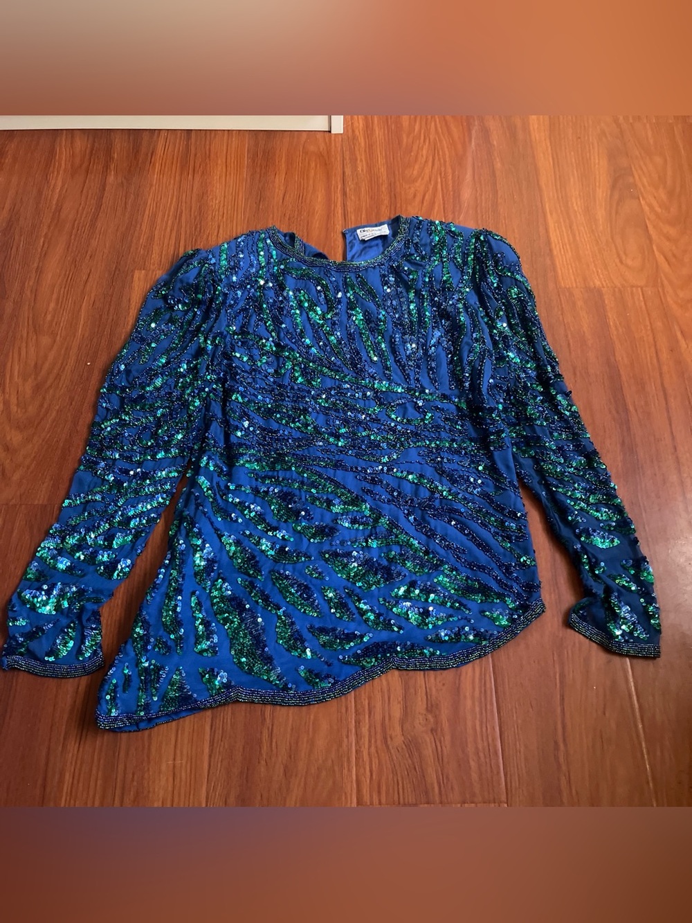 Oleg Cassini Blue & Green Sequin Long Sleeve Top